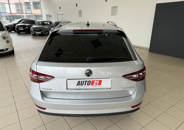 Skoda Superb cena 89900 przebieg: 112896, rok produkcji 2019 z Tykocin małe 667